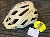 helma Specialized Ambush - White Mountain/Gun Medium