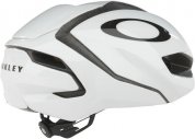 helma Oakley ARO 5 MIPS